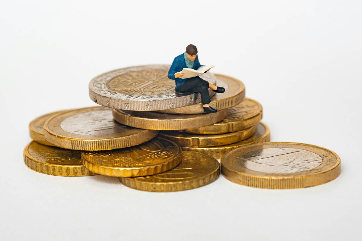 Short Term Rental Strategy Passive vs Long-Term: Which Actually Pays You While You Sleep?
